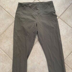 Lululemon Wunder Train 23 sz 12